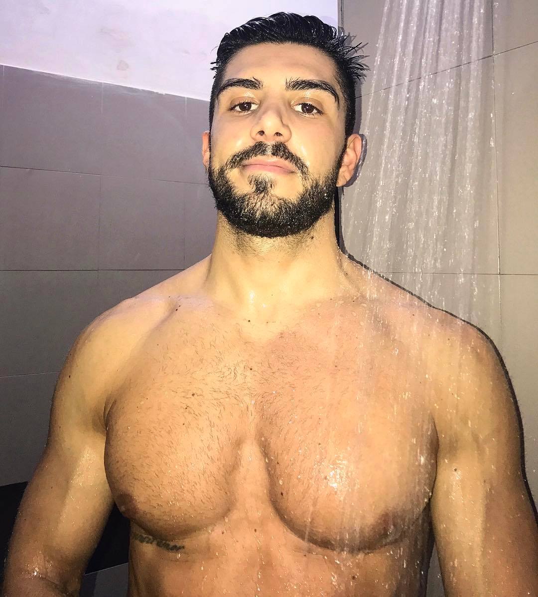 Emanuele-Maringola-pettorali