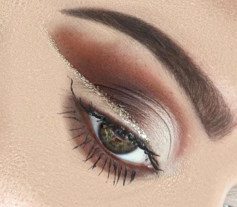 Invisible Floating Eyeliner