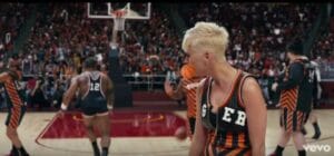 swish-swish-di-Katy-Perry-feat-Nicki-Minaj-testo-traduzione-e-video