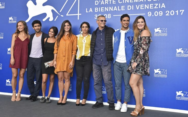 Abdellatif-Kechiche-e-attori-del-film-Mektoub-My-Love