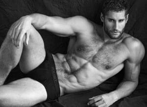 Franco-Noriega-bello-e-irresistibile-in-slip