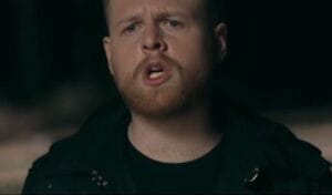 Leave-a-Light-On-di-tom-walker-testo-traduzione-e-video