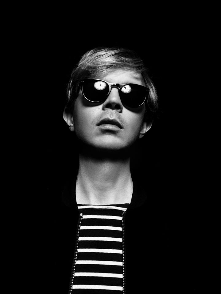 Up-all-night-di-Beck-testo-traduzione-e-video