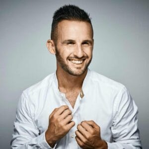 errori-di-felicita-di-roberto-casalino-testo-e-video-ufficiale