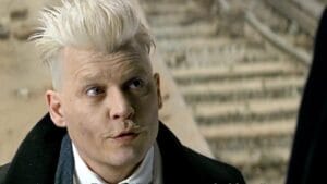 Johnny-Depp-Animali-Fantastici-I-Crimini-di-Grindelwald