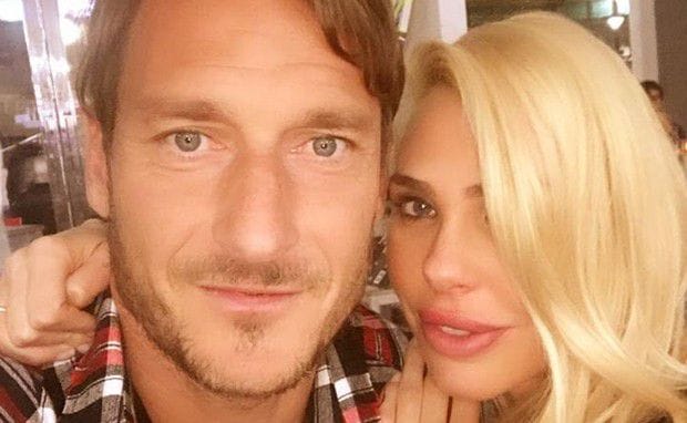 ilary-blasi-e-francesco-totti-la-loro-quotidianita-dopo-laddio-al-calcio-del-pupone