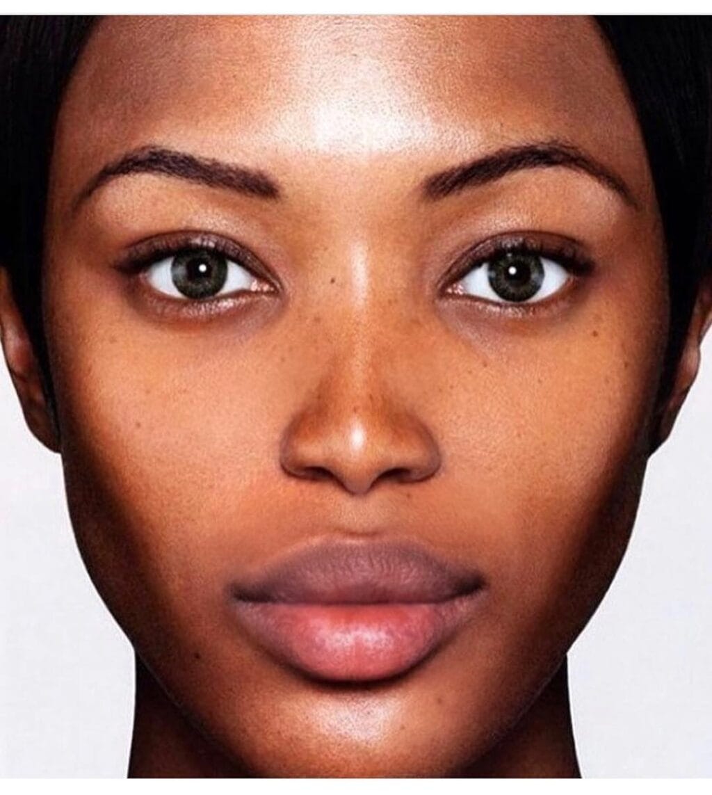 Naomi-Campbell-naso-rifatto-o-eccesso-di-photoshop