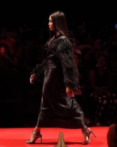 Naomi-Campbell-sfila-in-passerella-in-Nigeria-ora-vuole-Vogue-Africa