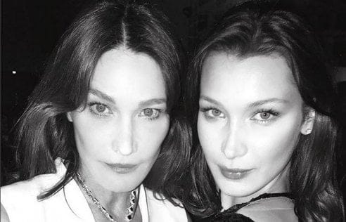 Carla-Bruni-e-Bella-Hadid-separate-dalla-nascita