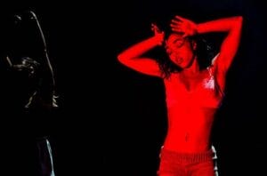 fka-twigs-torna-alla-musica-dopo-la-battaglia-contro-il-tumore