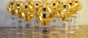 globo-d-oro-statuette