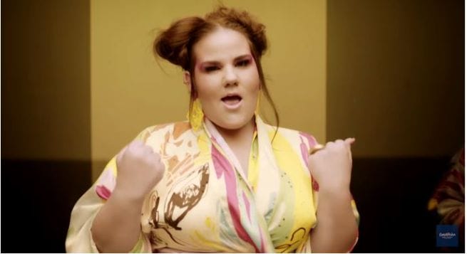 toy-di-netta-barzilai-testo-traduzione-e-video-ufficiale