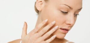 come-rendere-luminosa-la-pelle-opaca-con-il-make-up