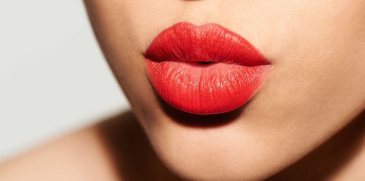 come-rendere-mat-il-rossetto