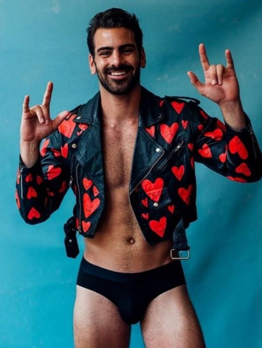 nyle-dimarco-si-spoglia-per-gay-times