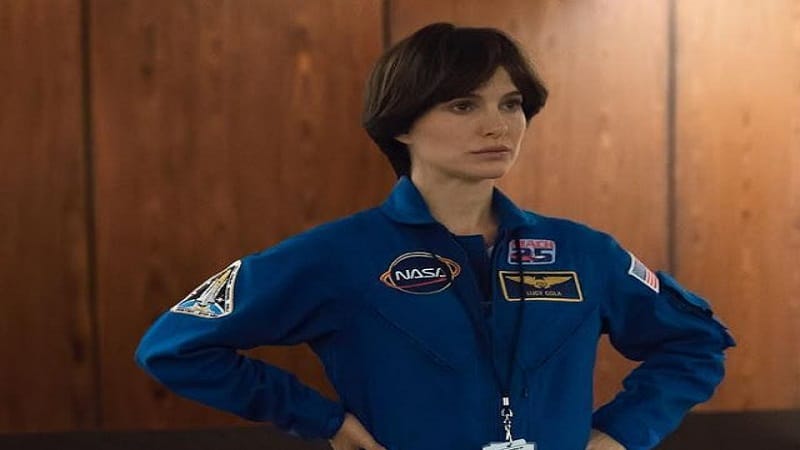 Pale-Blue-Dot-Natalie-Portman