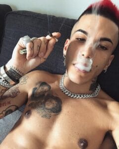 Sfera-Ebbasta-indagato-per-droga
