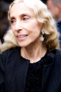 abiti-franca-sozzani-in-vendita-per-beneficenza