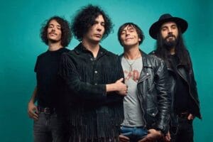 l-amore-e-una-dittatura-degli-ze-circus-testo-e-video-ufficiale