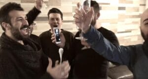 Musica: Spedicato a sorpresa in video auguri dei Negramaro