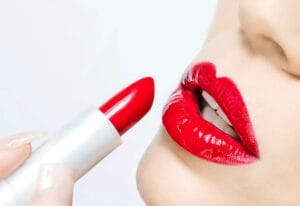 applicare-il-rossetto