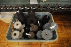 Furla dice stop anche a mohair e lana d'angora