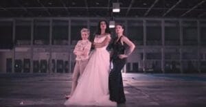 buona-primavera-canzone-trash-su-mark-caltagirone