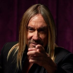 james-bond-di-iggy-pop-testo-traduzione-e-video