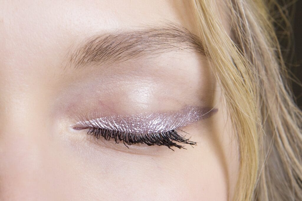 allenarsi-al-make-up-colorato