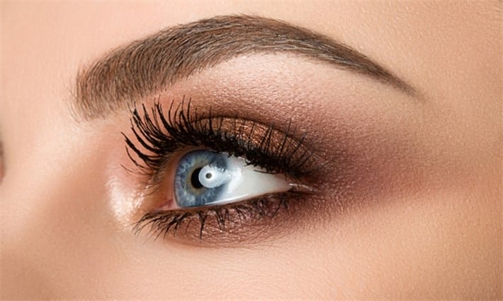 smokey-eyes-marrone