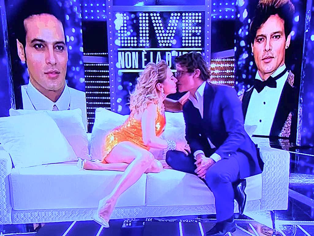 barbara-d-urso-gabriel-garko-bacio-live