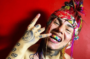 Tekashi 6ix9ine è stato condannato a due anni di carcere
