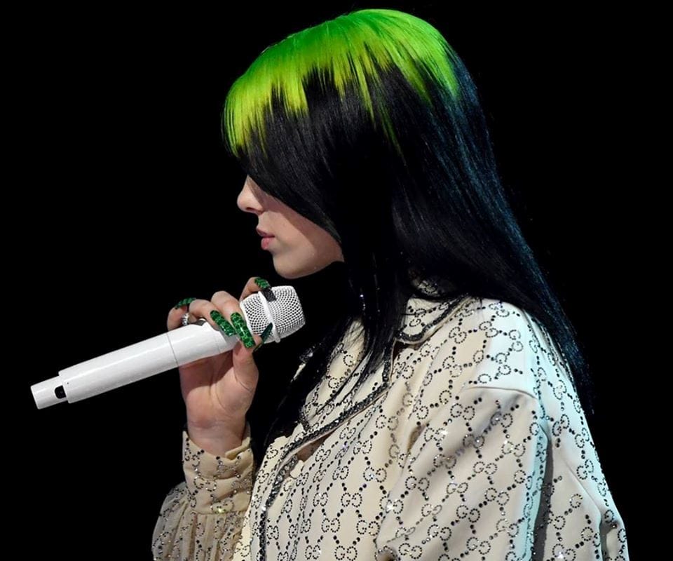 chi-e-billie-eilish-eta-altezza-fratello-premi