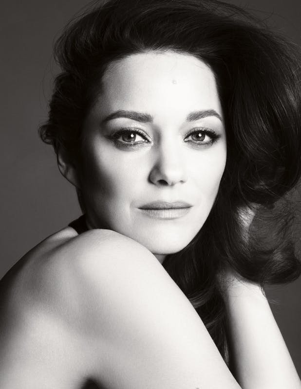 Marion Cotillard è il nuovo volto di Chanel N°5