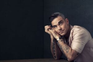 robbie-williams-parla-del-suo-nuovo-album-con-i-fan