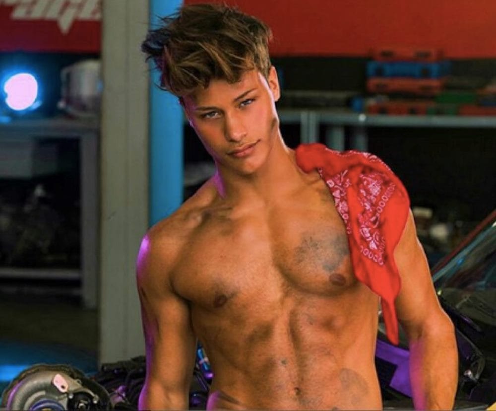 Denis Dosio senza maglia