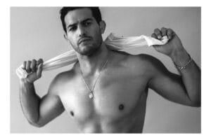 Jeremy Parisi senza maglia per Factory Fanzine – Photo Credits by Baldovino Barani