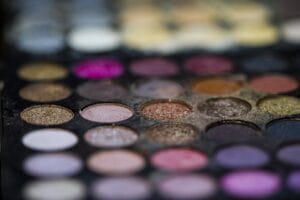 smokey-eyes-viola
