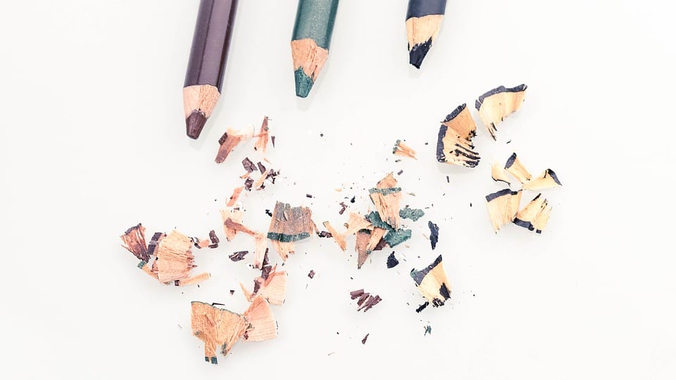come-migliorare-l-applicazione-delle-matite-dure-da-make-up