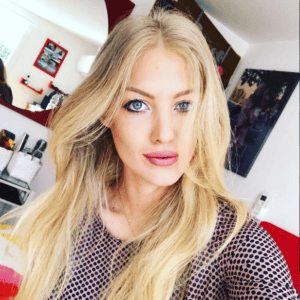 chi-e-Nicole-Santinelli